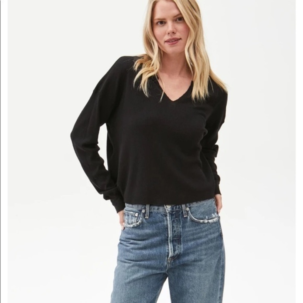 SAGE Collective M black tie front long sleeve top
